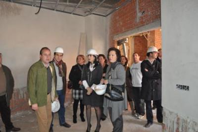 Las delegadas de Educación y para la Igualdad visitan las obras de la nueva Escuela Infantil de Villafranca